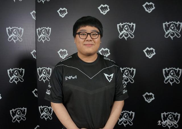 与触觉震动 与触觉震动